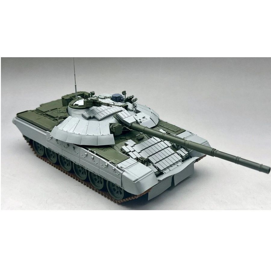 Amusing 35A067 1/35 T-72AMT Uk - Model Kit Ukraine 评论和价格