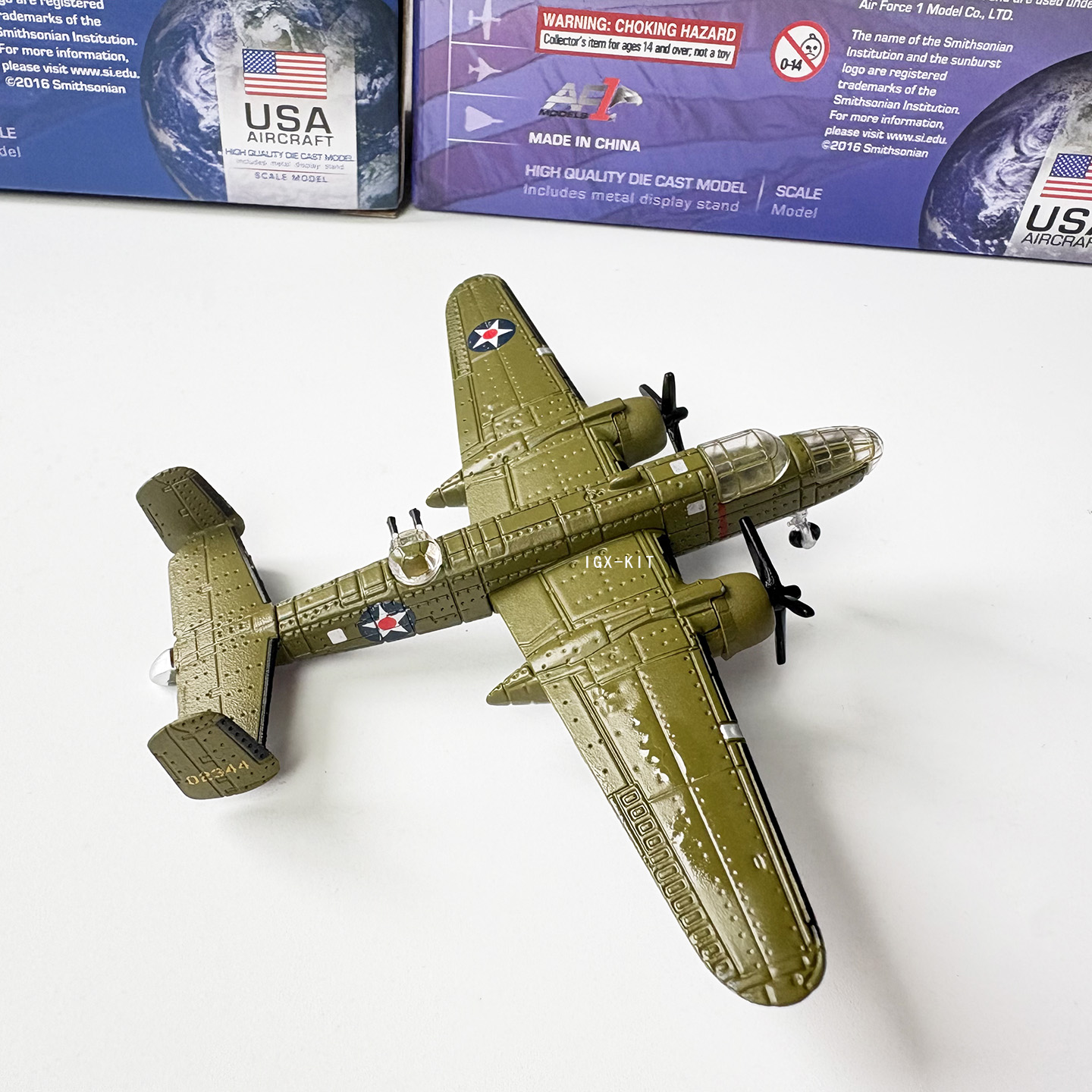 1/200 Scale WWII U.S. B-25 Mit - Model Kit Aircraft 评论和价格