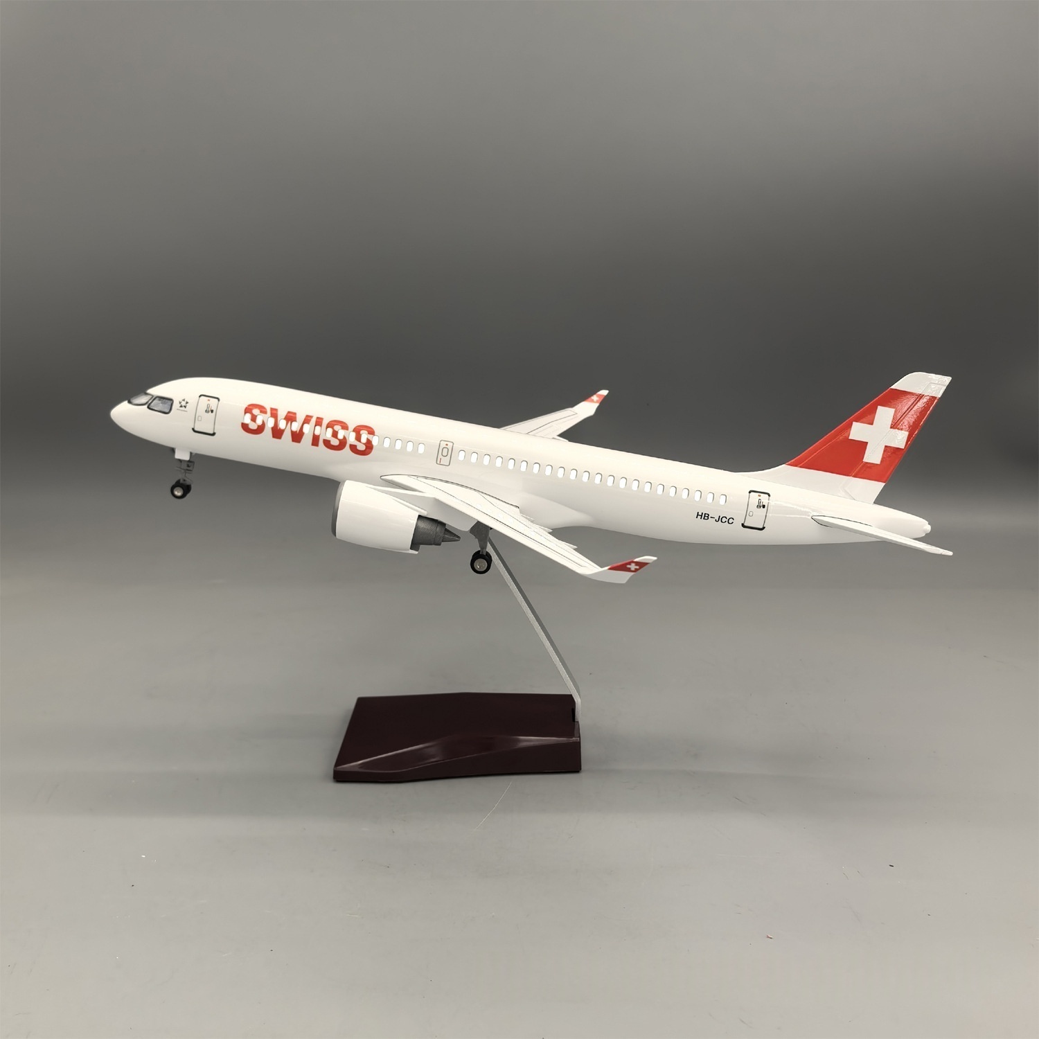 1/100 Scale Air Swiss A220-300 - Model Kit Aircraft 评论和价格